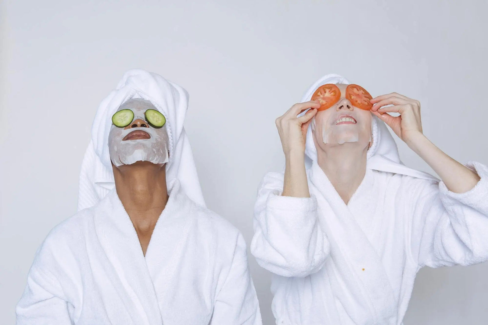 Fleece vs. Terry Cloth Robe: How to Choose the Best One?