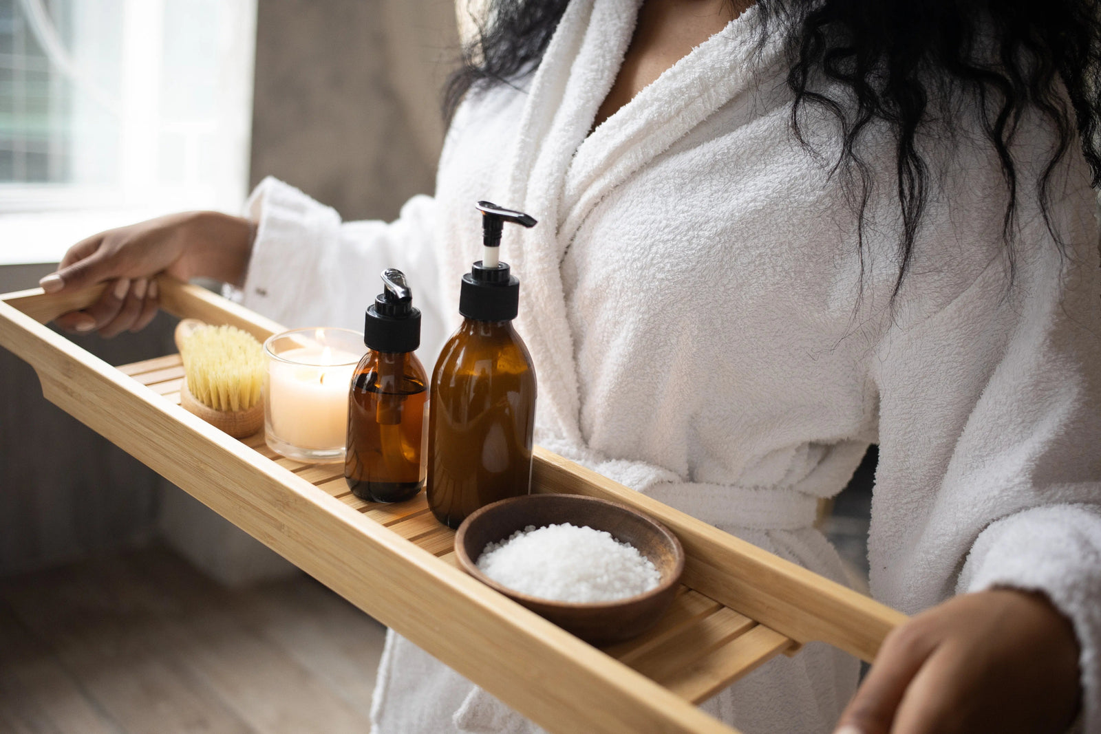 Cozy Up in Style: The Ultimate Guide to the Best Bathrobe Fabrics for Every Season