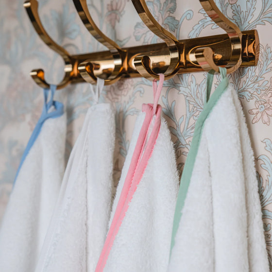 Bath Towels – Fluffy, Ultra Soft & Highly Absorbent (4 pieces) - Lotus Linen