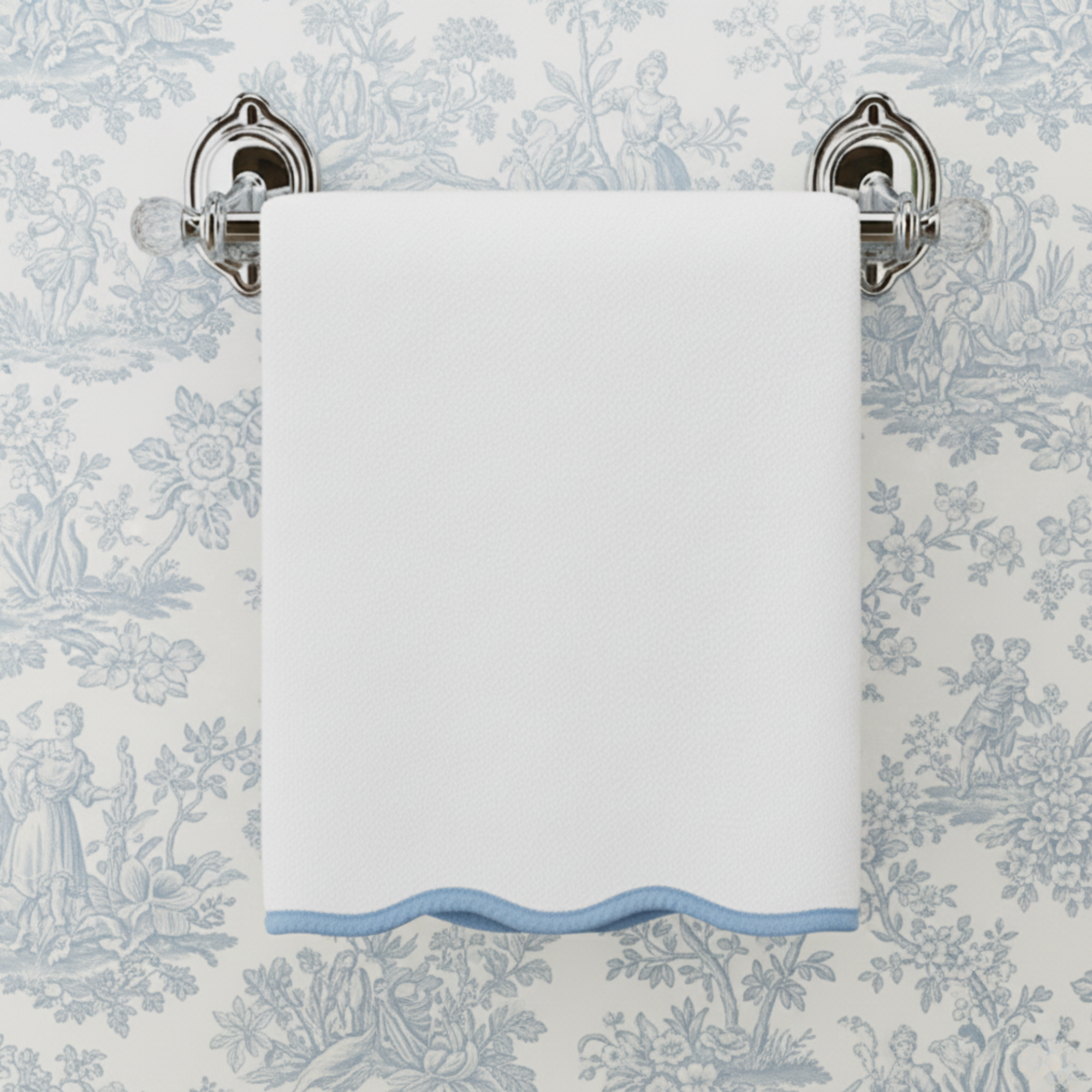 Luxury Scallop Piping Cotton Bath Mat