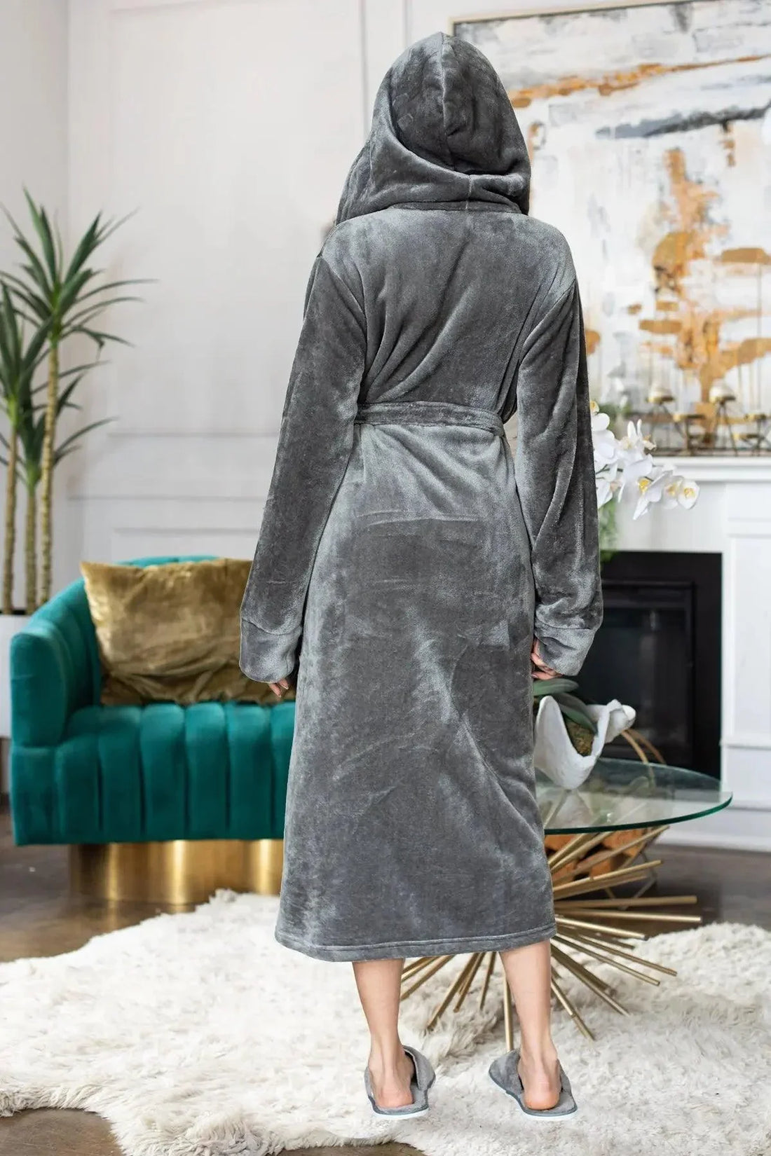 Women’s Plush Hooded Robe - Spa-Worthy Comfort at Home - Lotus Linen