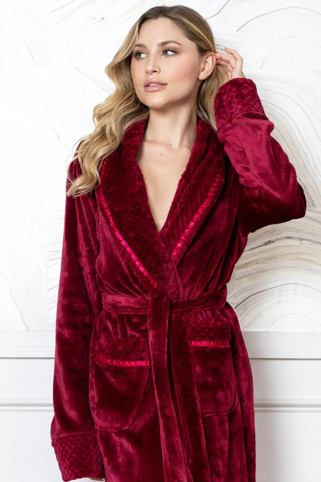 Women's Ultra Soft Plush Bathrobe - Lotus Linen