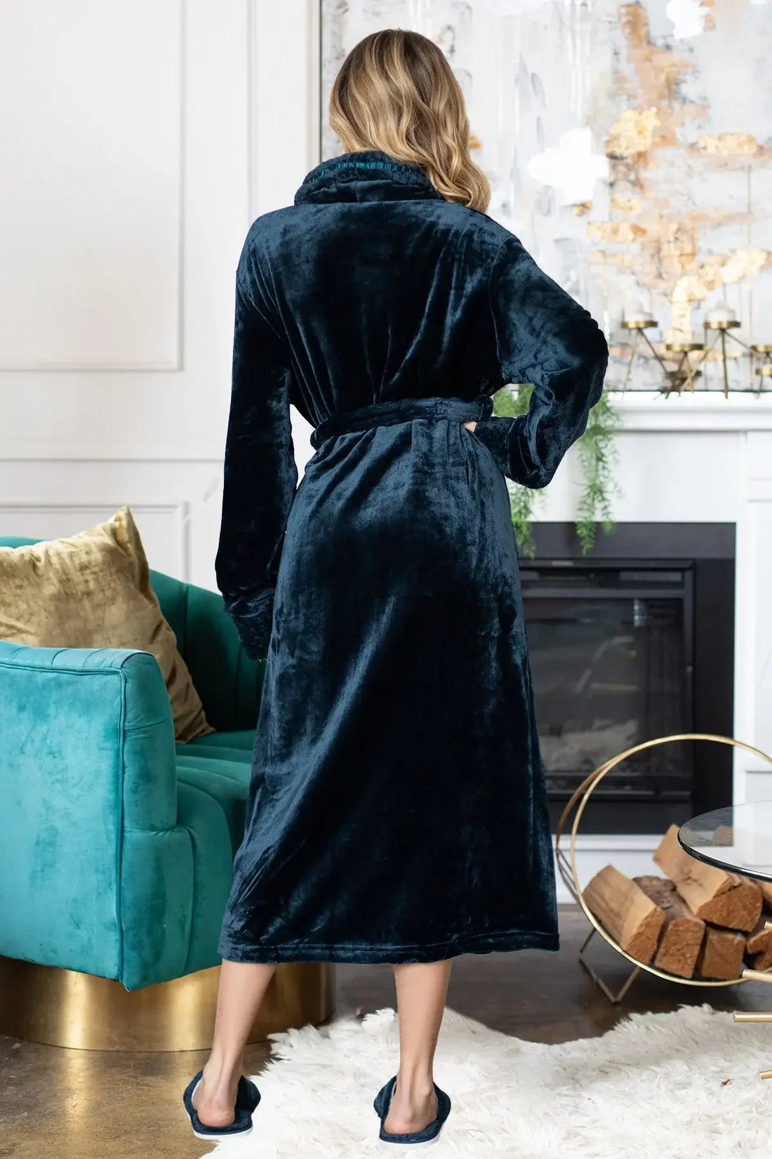 Women's Ultra Soft Plush Bathrobe - Lotus Linen