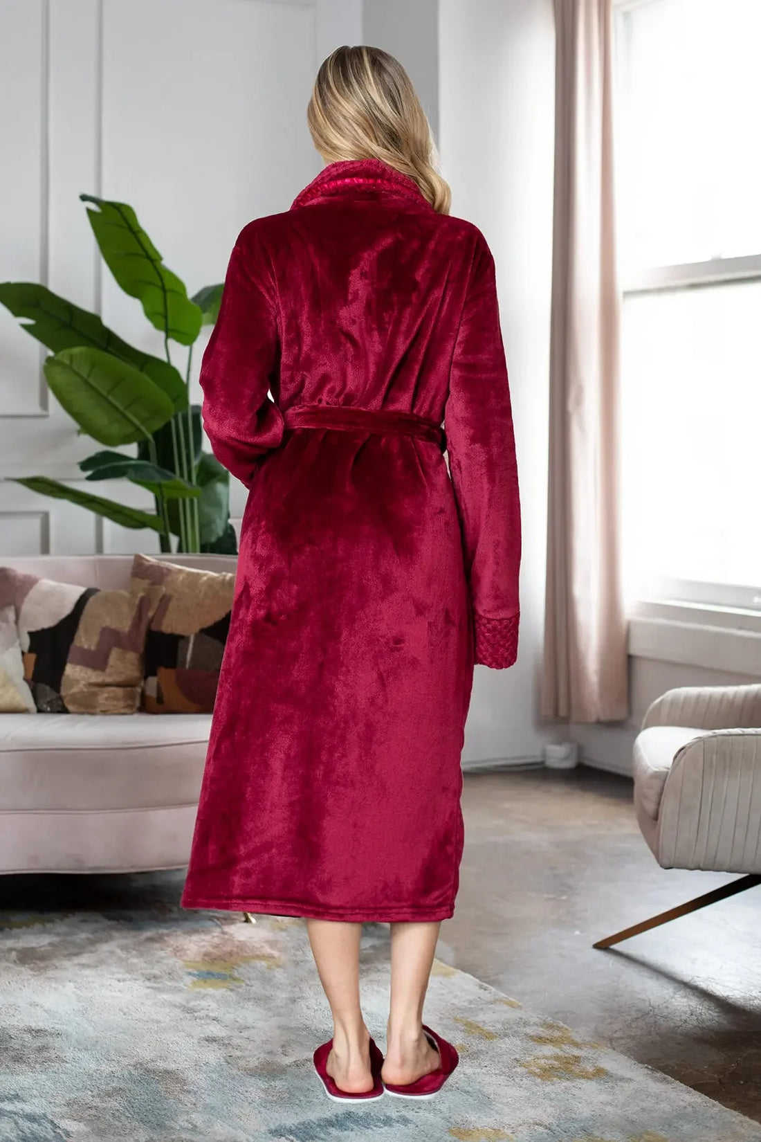 Women's Ultra Soft Plush Bathrobe - Lotus Linen