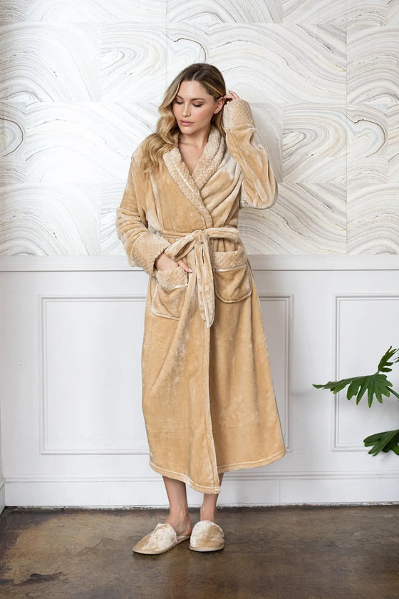 women plush robe