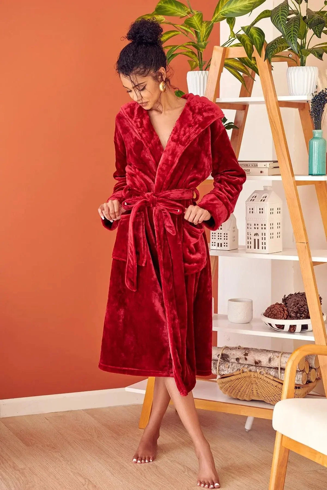Women’s Plush Hooded Robe - Spa-Worthy Comfort at Home - Lotus Linen