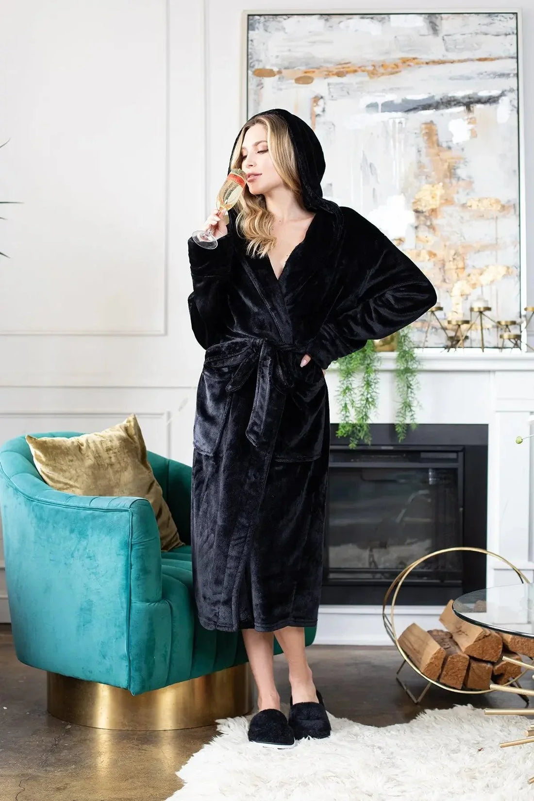Women’s Plush Hooded Robe - Spa-Worthy Comfort at Home - Lotus Linen